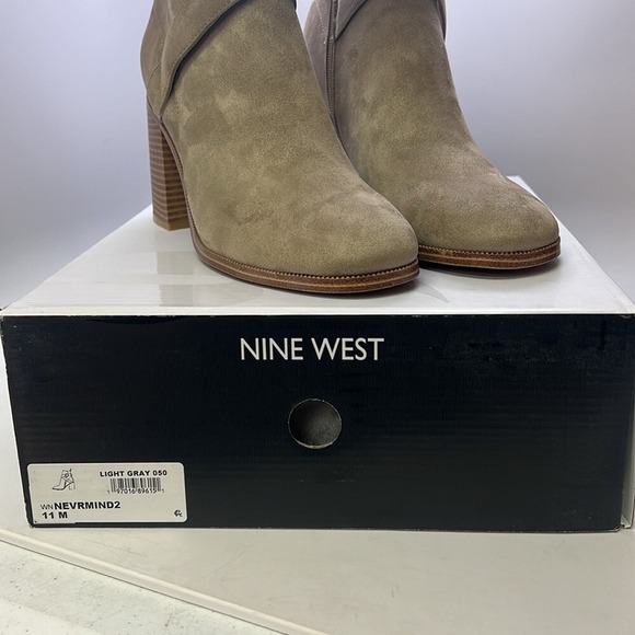 Nine West Taupe Suede Buckle Wrap Block Heel Ankle Boots Womens 11M - Picture 9 of 11